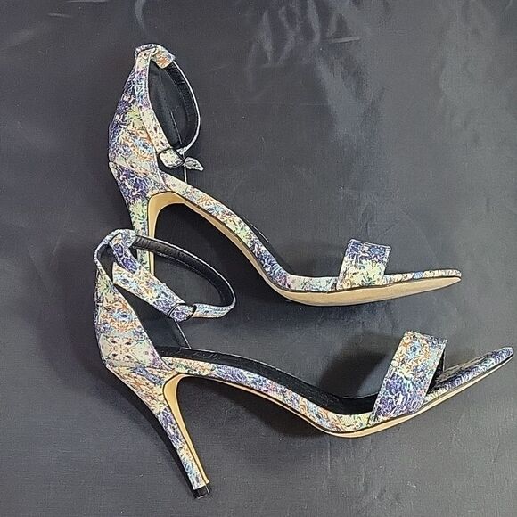 BRAND NEW NICOLE MILLER ADJUSTABLE BUCKLE ANKLE STRAP POINTED TOE  SANDAL - Picture 10 of 14